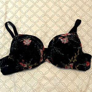 Floral lace bra